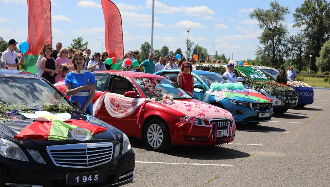 Красота рулит. В Бобруйске выбрали автоледи-2025