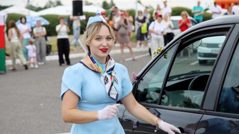 АвтоЛеди Бобруйска: красота, стиль и безопасность!